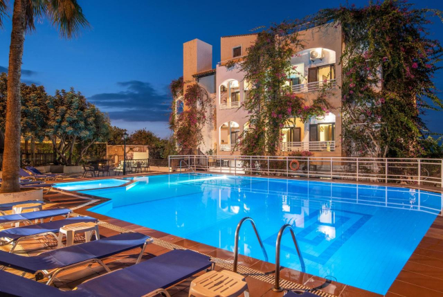 CRETA HOTEL  ILIOSTASI BEACH APARTMENTS 3* AVION SI TAXE INCLUSE TARIF 326 EUR