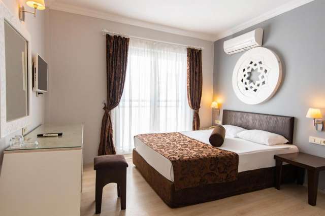 ANTALYA HOTEL SIDE ROYAL PARADISE 5* AI AVION SI TAXE INCLUSE TARIF 644 EUR