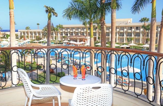 HURGHADA HOTEL     Labranda Royal Makadi (ex. Royal Azur) 5* AI AVION SI TAXE INCLUSE TARIF 625 EURO