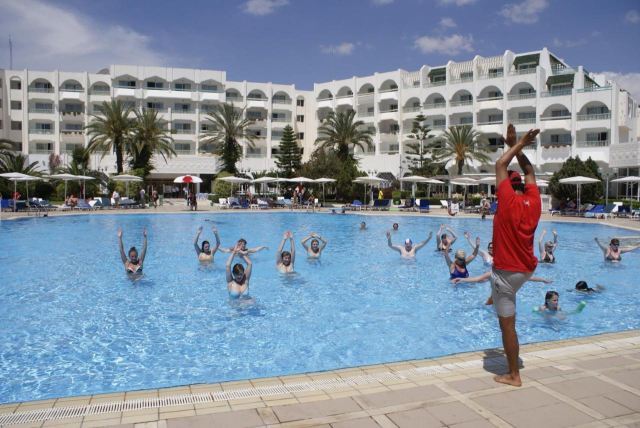 10.05 Tunisia , Hotel EL MOURADI PALACE 5*, avion , 7 nopti , pret/ persoana =431Eur