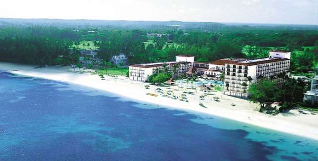  Breezes Resort Bahamas
