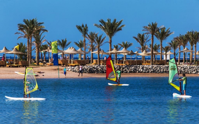 Desert Rose 5*Hurghada la super pret cu avion din Iasi, doar 699 euro/pers!