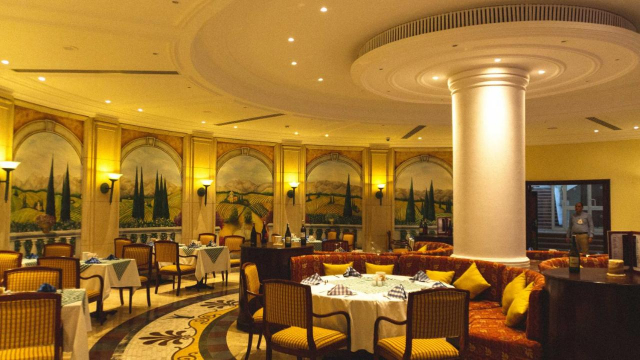 HURGHADA HOTEL      Labranda Royal Makadi (ex. Royal Azur) 5*  AI AVION SI TAXE INCLUSE TARIF 499 EUR