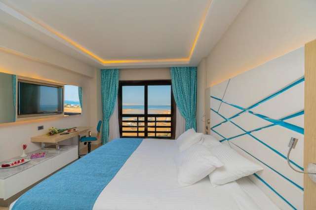 HURGHADA HOTEL  Gravity Hotel and Aqua park (ex. Samra Bay) 5*AI AVION SI TAXE INCLUSE TARIF 499 EURO