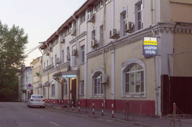  Andron Hotel