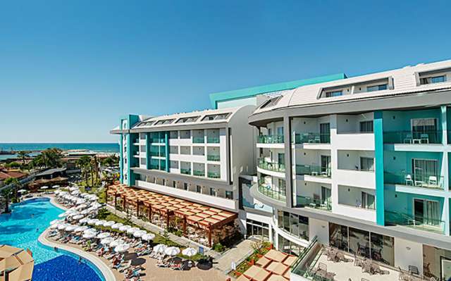  Seashel Resort & Spa