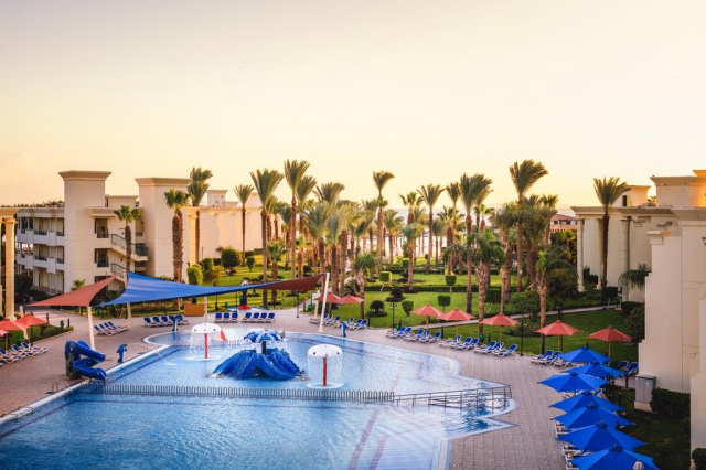 Sejur in Hurghada: 550 euro cazare 7 nopti cu All inclusive+ transport avion+ toate taxele  