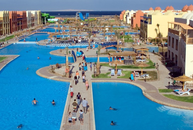 HURGHADA HOTEL    Titanic Beach Resort 5* AI AVION SI TAXE INCLUSE TARIF 530 EURO