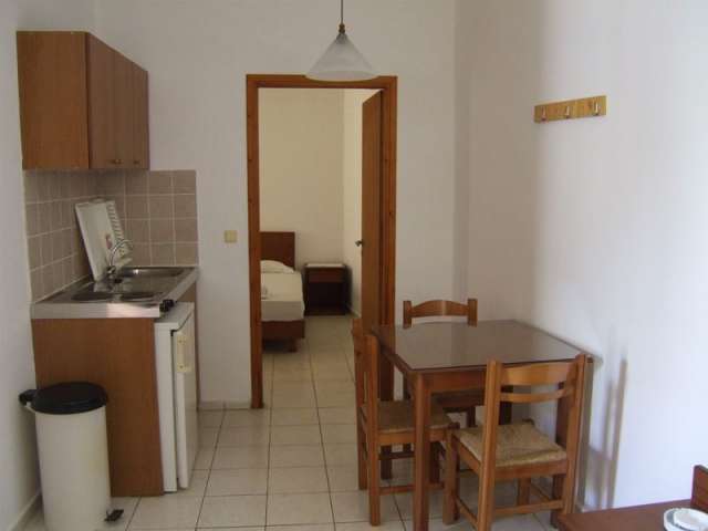 ULTRA LAST MINUTE! OFERTA GRECIA -  Litsa Efi Apartments 2* - LA DOAR 170 EURO