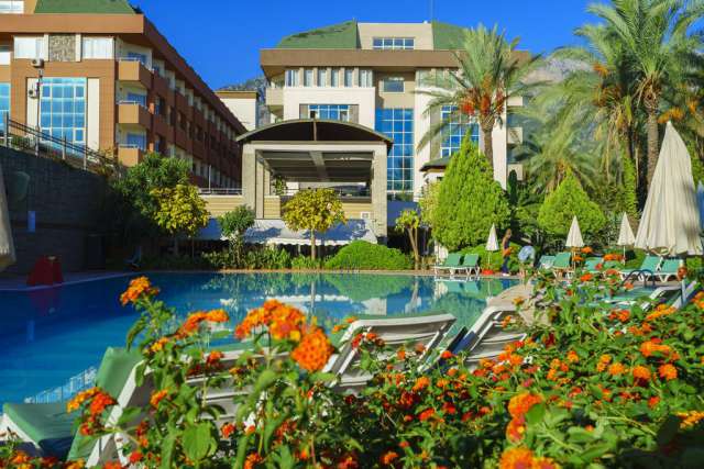  SUPER OFERTA ANTALYA PLECARE IN 15 IUNIE 2024 HOTEL ARMAS  GUL  BEACH 5 * PRET 662 EURO