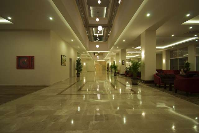 ANTALYA  HOTEL  WHITE LILYUM HOTEL 5*AI AVION SI TAXE INCLUSE TARIF 554 EUR