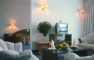 TUNISIA HOTEL El Mouradi Palace  5* AI AVION SI TAXE INCLUSE TARIF 544  EUR