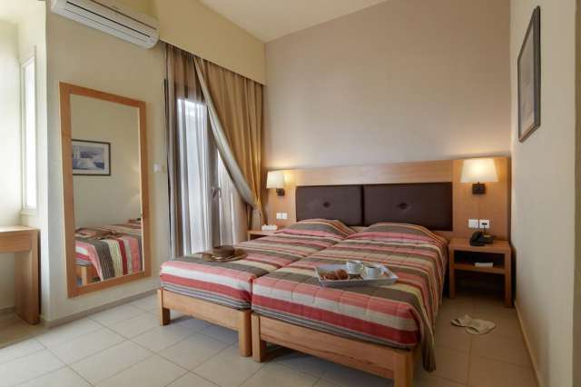 CRETA HOTEL  Dimitra Hotel &amp; Apartments 3*  AVION SI TAXE INCLUSE TARIF 222 EUR