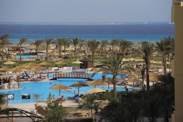 Sejur in Hurghada: 370 euro cazare 7 nopti cu All inclusive+ transport avion+ toate taxele  