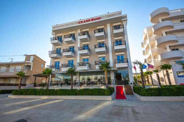 CLASS HOTEL