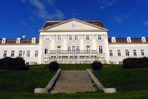  Schloss Wilhelminenberg