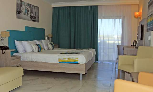 Last minute Malta, Labranda Riviera Resort &amp; Spa 4*, mic dejun, zbor direct si taxe incluse, 609 euro/persoana
