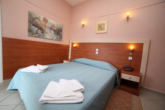 CRETA HOTEL ERATO HOTEL 3* DEMIPENSIUNE  AVION SI TAXE INCLUSE TARIF 344 EUR