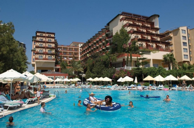 ANTALYA HOTEL  HOLIDAY PARK RESORT5* UAI AVION SI TAXE INCLUSE TARIF 644 EUR