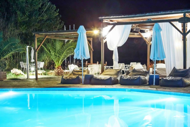 Vacanta de Rusalii in Grecia , insula Alonissos, Marpunta Resort 4*, mic dejun , zbor direct, taxe incluse, 1464 euro/persoana