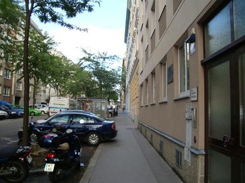  Schloss Apartment Wien