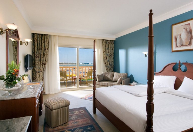 HURGHADA HOTEL    Titanic Beach Resort 5* UAI AVION SI TAXE INCLUSE TARIF 519 EURO