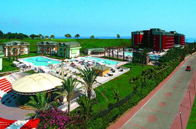 Last Minute Paste in Antalya, AYDINBEY GOLD DREAMS 5*, ultra all inclusive, zbor direct si taxe incluse, 449 euro/persoana