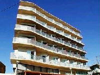 RODOS HOTEL  EUROPA HOTEL 3*ARA MASA AVION SI TAXE INCLUSE TARIF 367 EUR