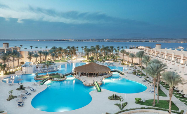 EGIPT, HURGHADA, AVION DIN BUCURESTI, LA HOTEL PYRAMISA BEACH RESORT SAHL  5*, LA TARIFUL DE 615 EURO/PERSOANA, ALL INCLUSIVE!