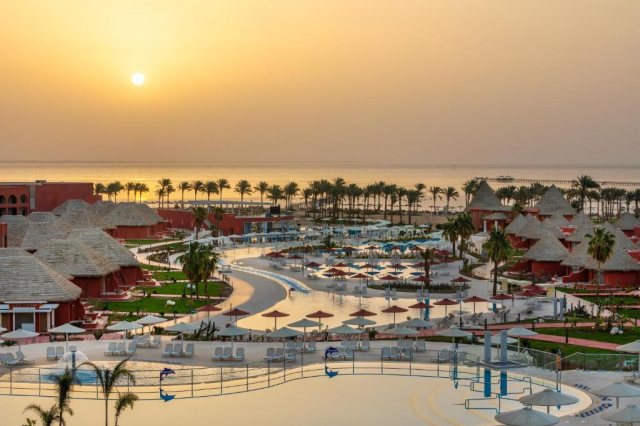 Paste in Sharm El Sheikh: 725 euro cazare 7 nopti cu All inclusive+ transport avion+ toate taxele