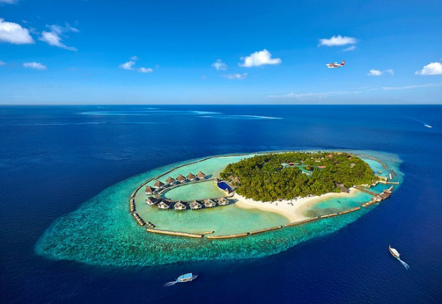 PETRECE LUNA DE MIERE IN MALDIVE - SEJUR 9 NOTI -- PLERCARE DIN BUCURESTI