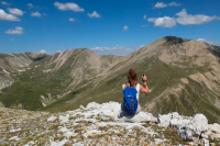 foto 6 locatii potrivite ca puncte de plecare in diferite drumetii