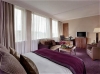  Crowne Plaza Ealing