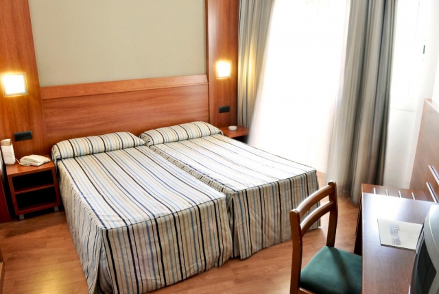 ULTRA LAST MINUTE PALMA DE MALLORCA 3*** MIX SMART ZBOR DIN CLUJ NAPOCA CU TAXE INCLUSE