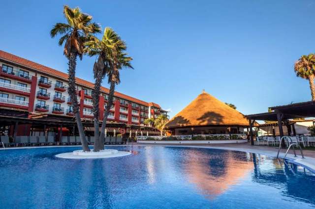 ULTRA LAST MINUTE PLAJA SPANIA  4**** ALL INCLUSIVE SMY ISLA CRISTINA ZBOR DIN OTOPENI CU TAXE INCLUSE