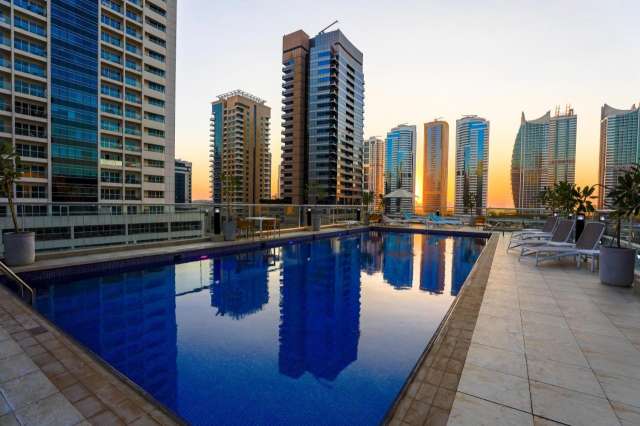 Last Minute ✈️ DUBAI ✈️  ROYAL REGENCY SUITES DUBAI MARINA 4* cu mic dejun  