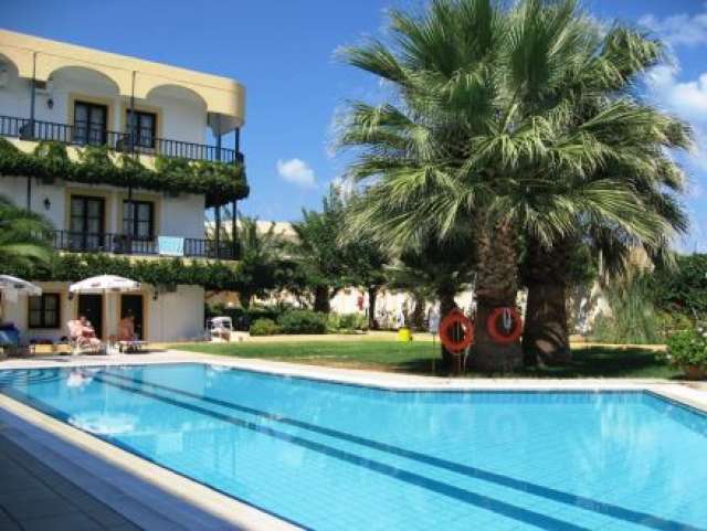 CRETA HOTEL  MALIA BAY BEACH HOTEL &amp; BUNGALOWS 4* AVION SI TAXE  INCLUSE TARIF 646 EUR