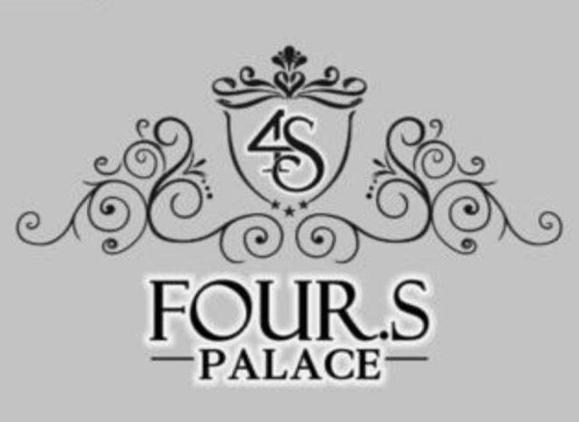 Pensiune Four S Palace 