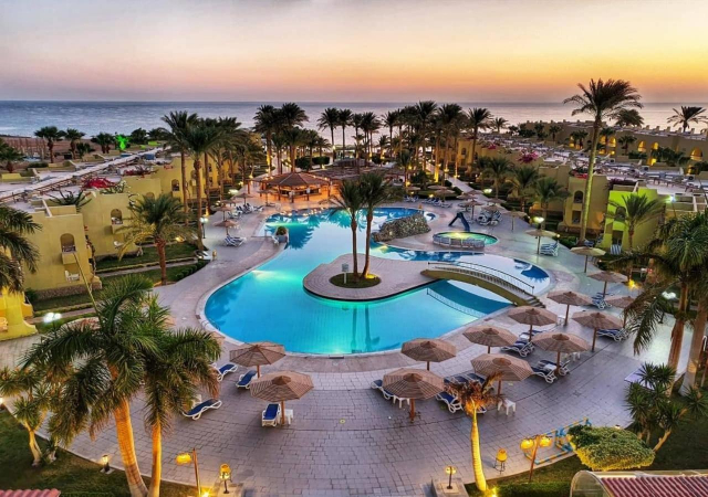 29.01 Zbor din Bucuresti, Hurghada, Palm Beach Resort all inclusive 489 euro/ 7 nopti/taxa aeroport incluse+transfer, of 02