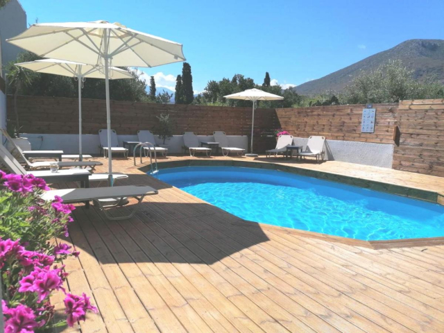 18.07 Zbor Bucuresti,  CRETA, Heraklion   City Pearl Boutique 420 EURO, 7 nopti MIC DEJUN , taxe aeroport transfer incluse