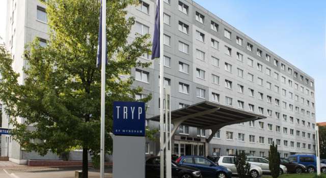  Tryp By Wyndham Berlin City East Hotel