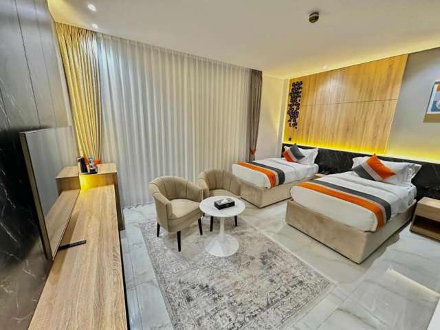 VACANTA PASTE IORDANIA, 7 NOPTI CAZARE CU DEMIPENSIUNE, GHID SI INSOTITOR ROMAN, ZBOR TAROM DIN 5 ORASE