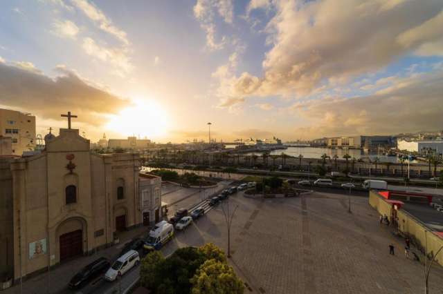 GRAN CANARIA - 7 nopti cazare cu mic dejun + bilet avion Bucuresti + taxe aeroport + transferuri = 689 euro/pers