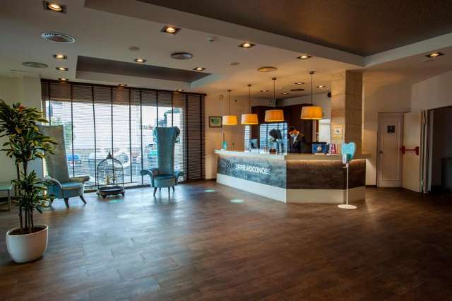 Sejur la plaja in Costa Brava la doar 684 euro,avion din Cj!!!  Horitzo by Pierre &amp; Vacances 4*
