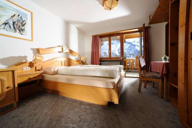  Swiss Family Hotel Alphubel