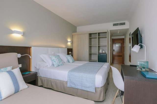 ULTRA LAST MINUTE PALMA DE MALLORCA 4***** DEMIPENSIUNE ILUNION  ZBOR DIRECT DIN OTOPENI/CLUJ/TIMISOARA TAXE INCLUSE