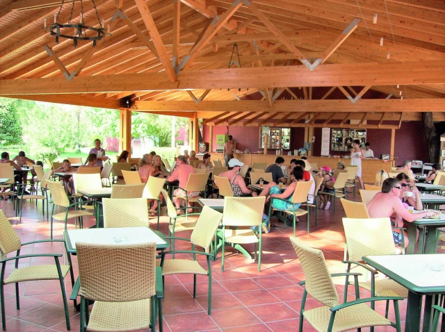 LAST MINUTE ARES BLUE HOTEL 4* ALL-INCLUSIVE AVION SI TAXE INCLUSE TARIF 412 EURO!