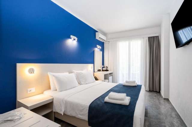 ULTIMELE LOCURI CRETA HERAKLION, AVION DIN BUCURESTI, LA HOTEL DIAS BY AZUL 4*, LA TARIFUL DE 553 EURO/PERSOANA, AI!