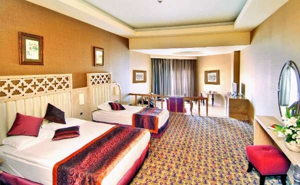 LAST MINUTE ANTALYA - Royal Alhambra Palace 5* -Ultra All Inclusive TARIF 599 EUR/PERS
