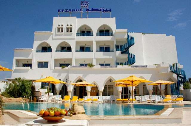  TUNISIA   Byzance 3* AI AVION SI TAXE INCLUSE TARIF 487 EUR
